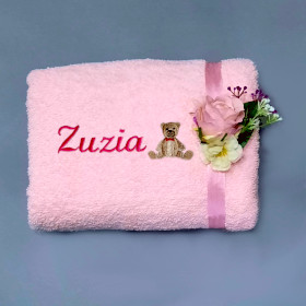 ręcznik prezent dla dziewczynki z imieniem haftyok.pl